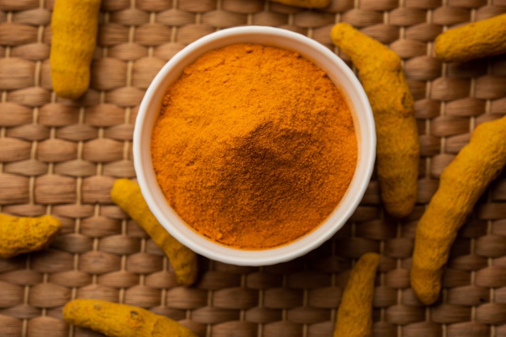 dry-turmeric-dust-haldi-powder-also-known-as-curcuma-longa-linn-selective-focus-(2)